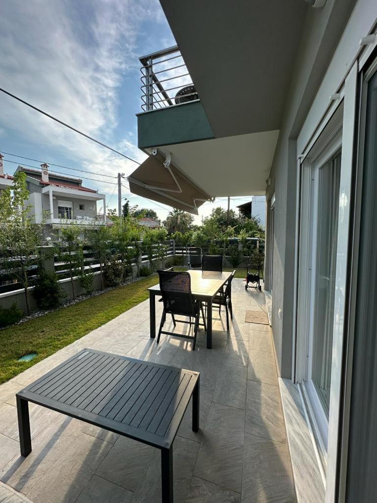 Blue Fish Luxury Villa Нікіті Екстер'єр фото
